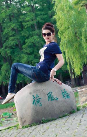 Pori Moni Pictures_12.jpg Bangladeshi Hot Actress Models